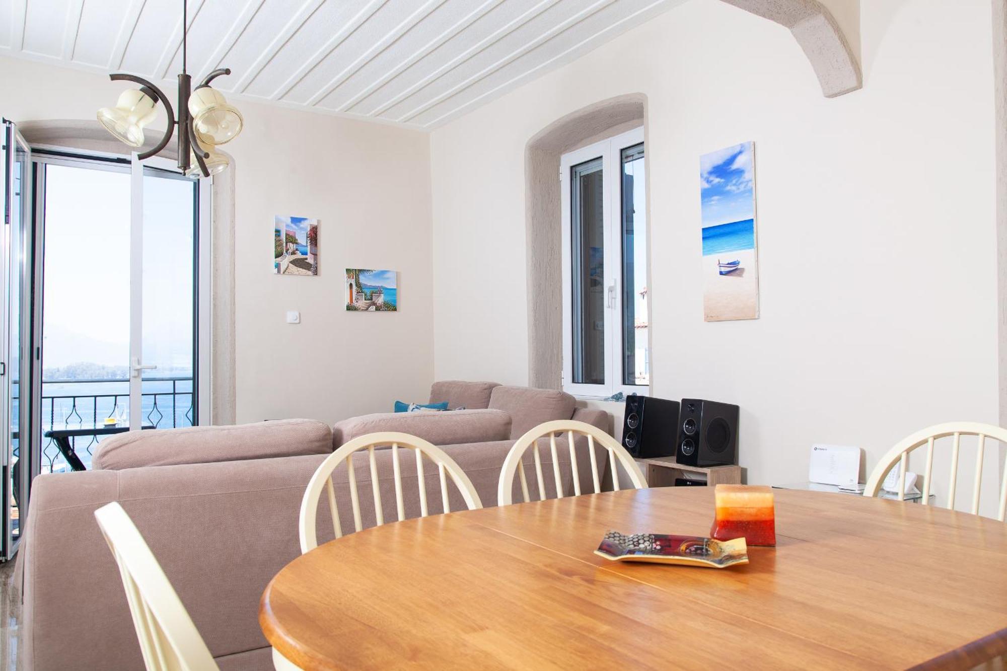 Villa @ Poros Poros Town Екстер'єр фото