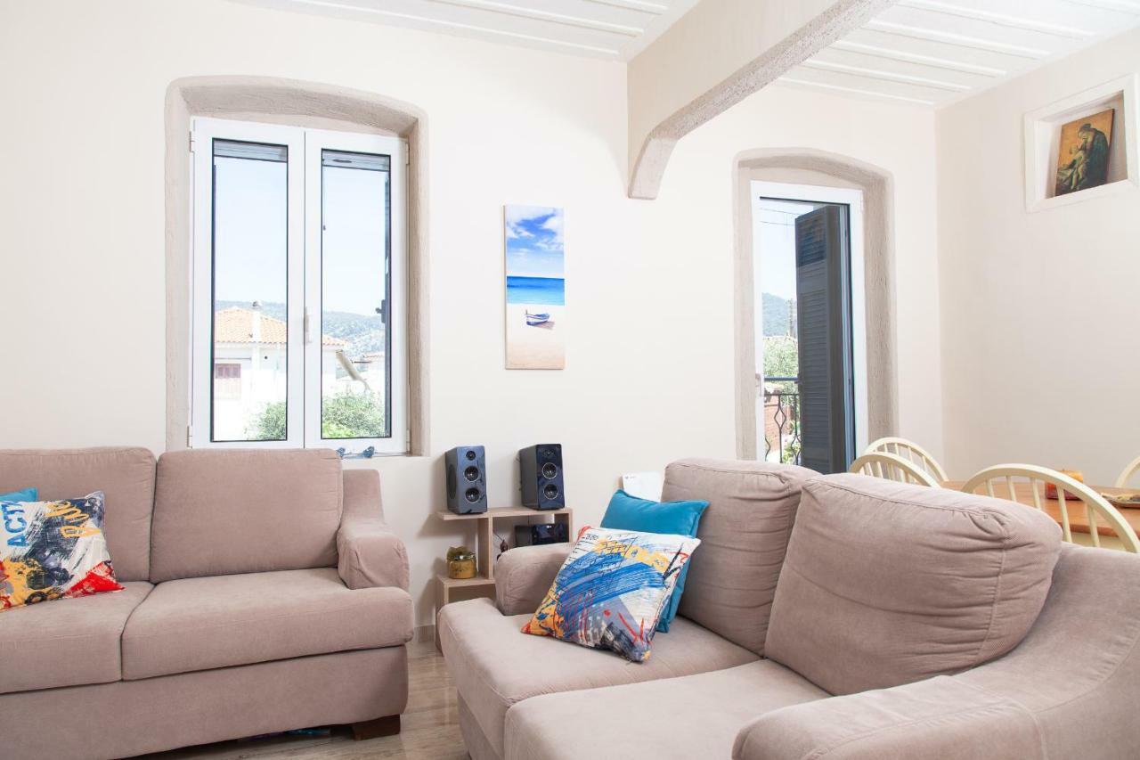 Villa @ Poros Poros Town Екстер'єр фото