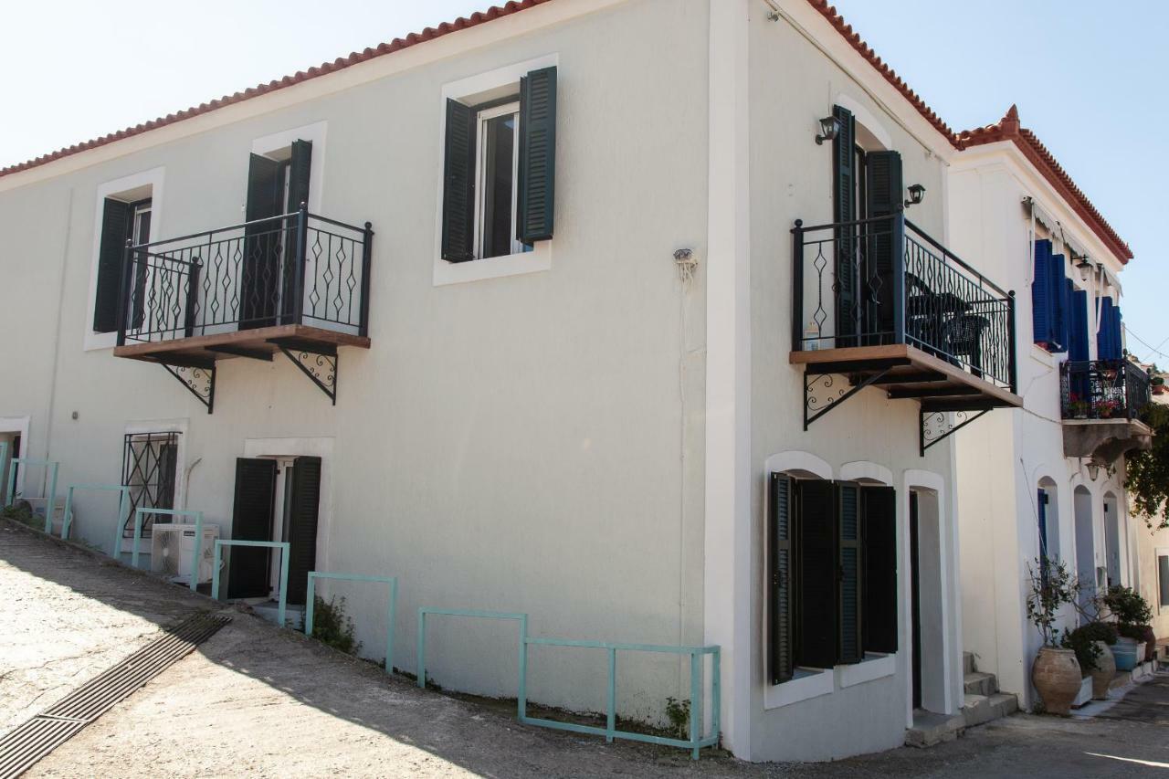 Villa @ Poros Poros Town Екстер'єр фото